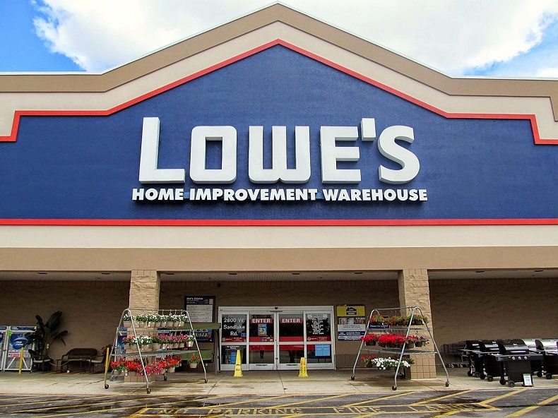 https://commons.wikimedia.org/wiki/File:Lowe%27s_Home_Improvement_02.JPG