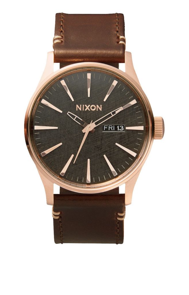 nixon-a105-2001